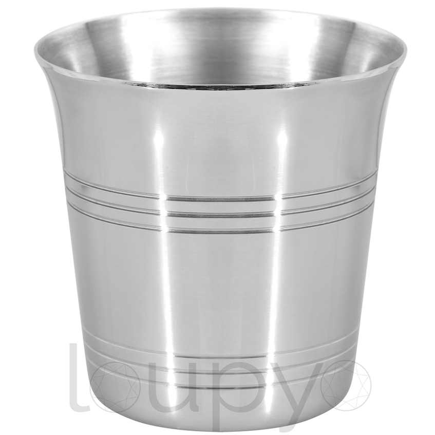 Timbale en inox avec coffret. Timbale de baptême ou de naissance