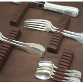 Rangement argenterie: supports et tissus antioxydant Marron