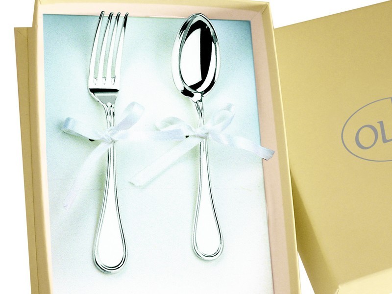 Lot Enfant Métal Argenté : Cuillère, Fourchette, Rond De Serviette Et Tasse à Lait